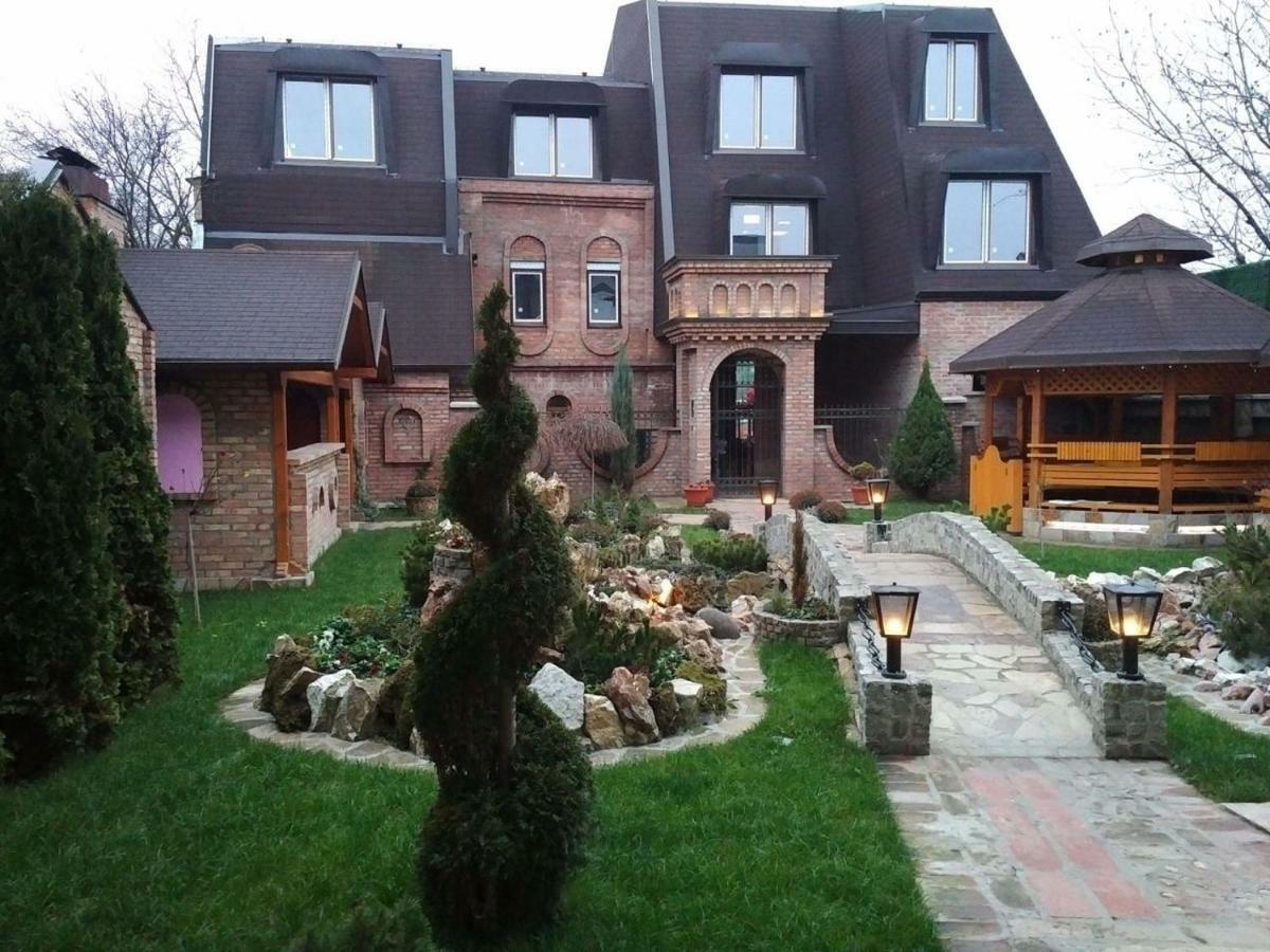 Каштел Pancevo 호텔 외부 사진
